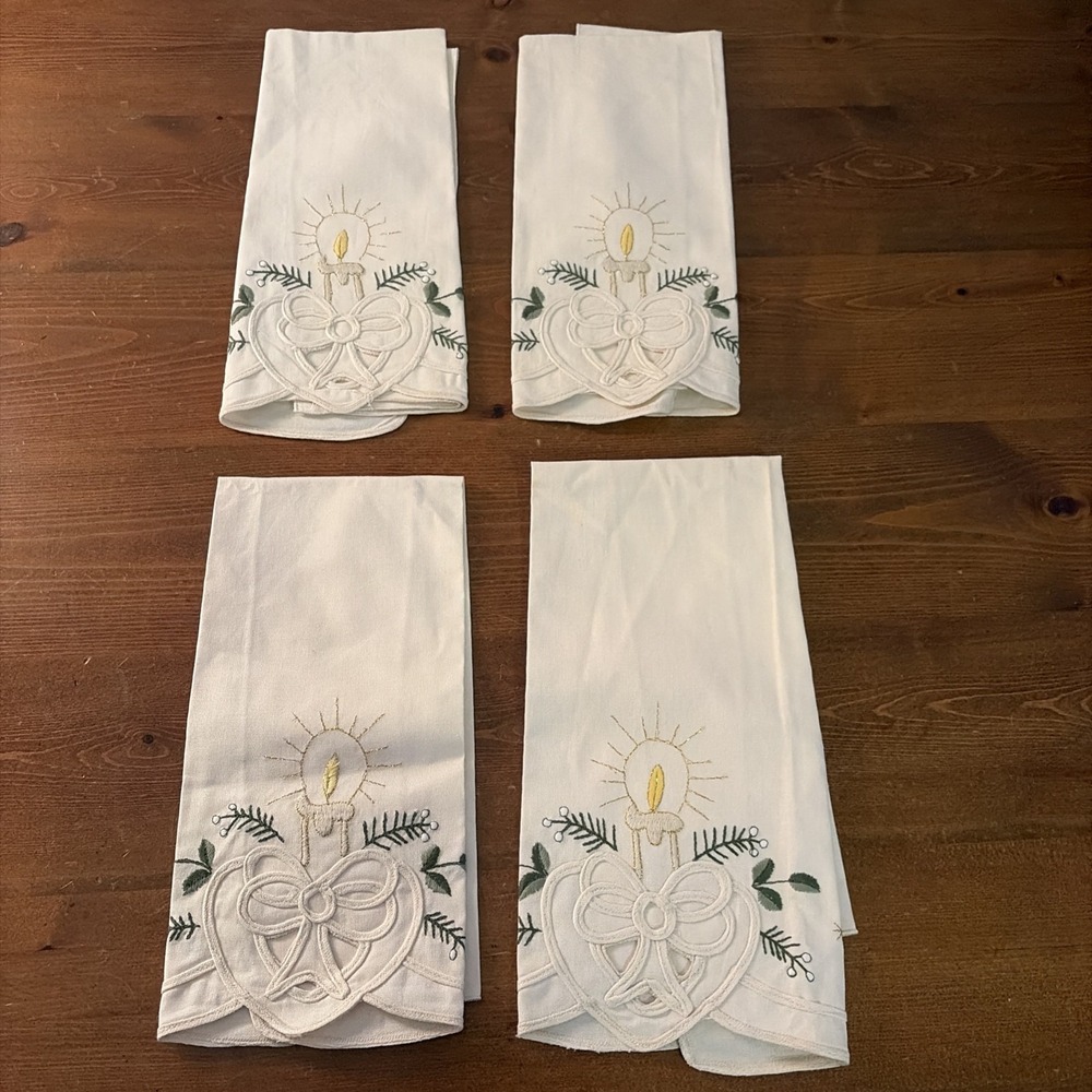 Vintage 4 Ivory Napkins Embroidered Candle‎ Bow Cutout Approx. 12" x 20"